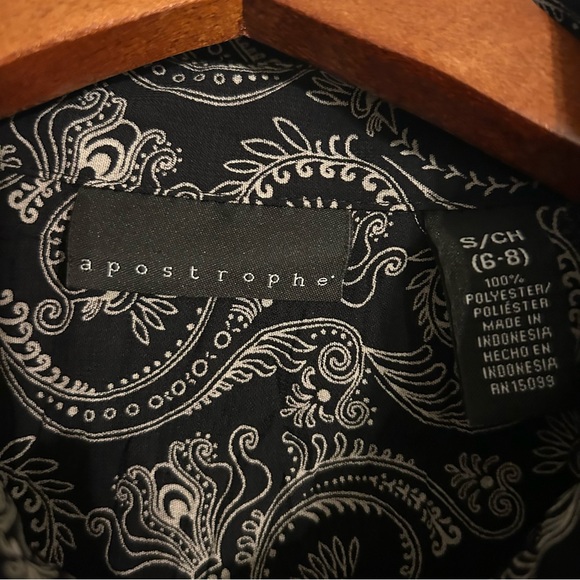 Apostrophe Black and White Paisley Women’s Blouse Size Small Long Sleeves Lace - Picture 2 of 6